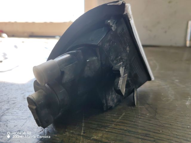 bontott TOYOTA AVENSIS T22 Bal első Irányjelző