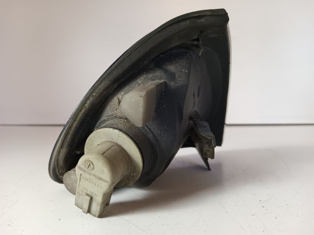 bontott TOYOTA AVENSIS T22 Bal első Irányjelző