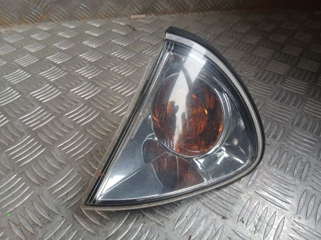 bontott TOYOTA AVENSIS T22 Bal első Irányjelző