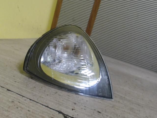 bontott TOYOTA AVENSIS T22 Bal első Irányjelző