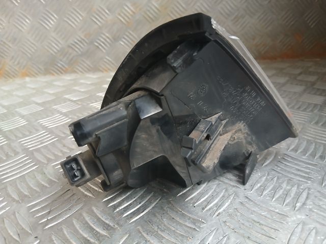 bontott TOYOTA AVENSIS T22 Bal első Irányjelző