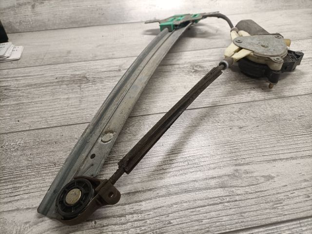 bontott TOYOTA AVENSIS T22 Bal hátsó Ablakemelő Szerkezet (Elektromos)