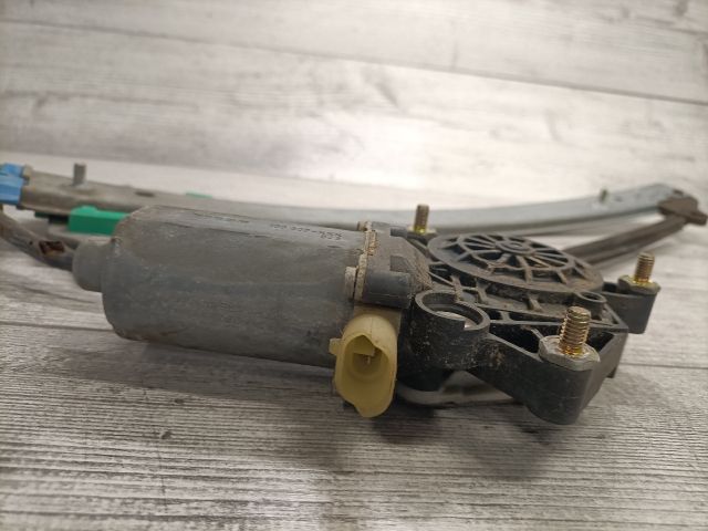 bontott TOYOTA AVENSIS T22 Bal hátsó Ablakemelő Szerkezet (Elektromos)