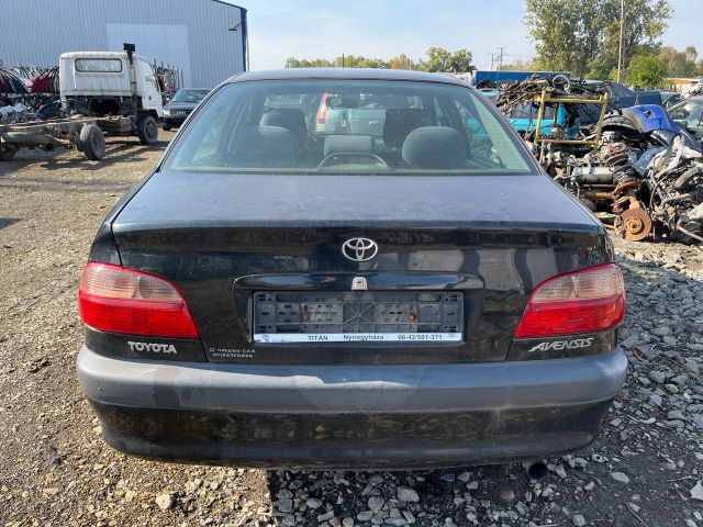 bontott TOYOTA AVENSIS T22 Bal hátsó Ajtó (Üres lemez)