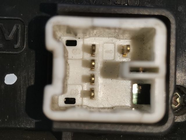 bontott TOYOTA AVENSIS T22 Bal Multikormány Kapcsoló