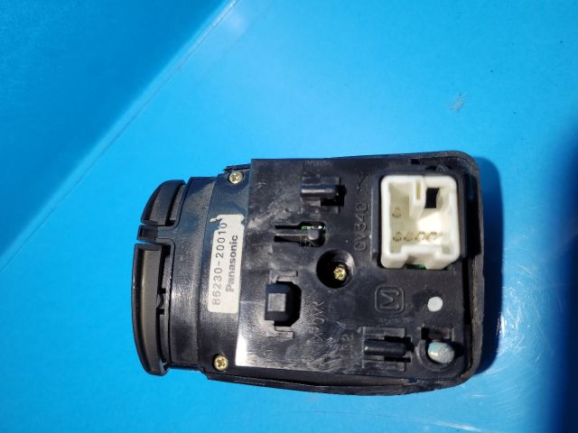 bontott TOYOTA AVENSIS T22 Bal Multikormány Kapcsoló