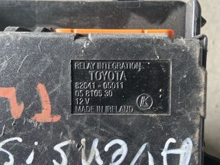 bontott TOYOTA AVENSIS T22 Biztosítéktábla Utastér