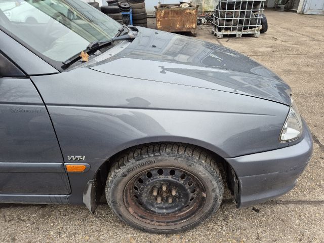 bontott TOYOTA AVENSIS T22 Csomagtérajtó (Részeivel)