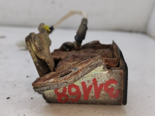 bontott TOYOTA AVENSIS T22 Csomagtérajtó Zárszerkezet