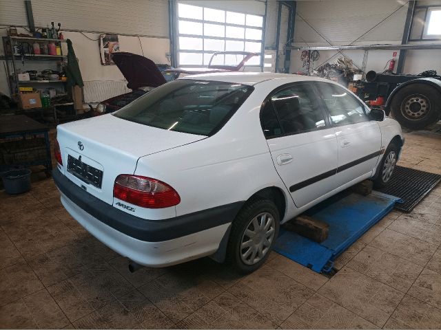 bontott TOYOTA AVENSIS T22 Csomagtérajtó Zárszerkezet