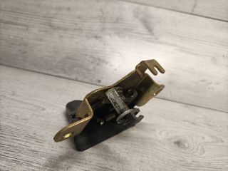 bontott TOYOTA AVENSIS T22 Csomagtérajtó Zárszerkezet