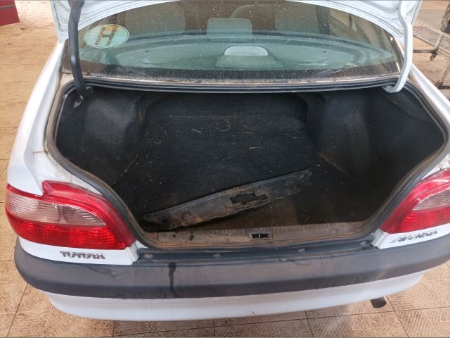 bontott TOYOTA AVENSIS T22 Csomagtérajtó Zárszerkezet
