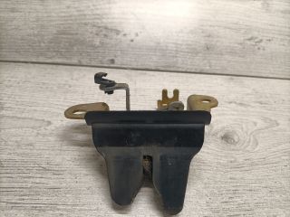 bontott TOYOTA AVENSIS T22 Csomagtérajtó Zárszerkezet