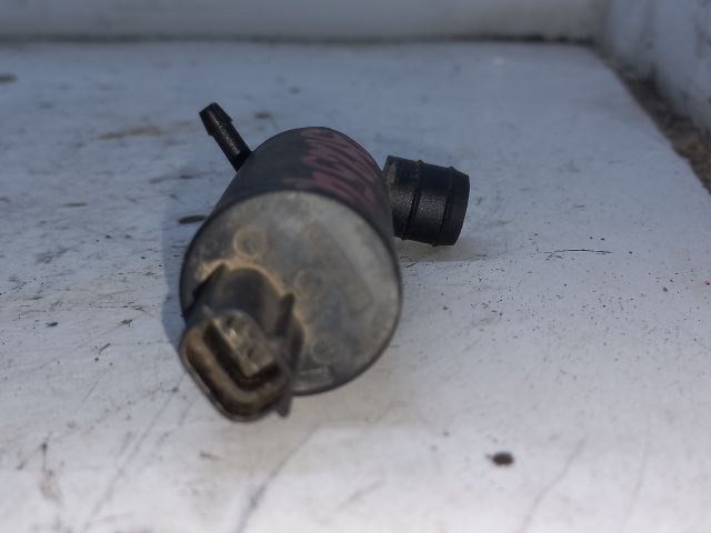 bontott TOYOTA AVENSIS T22 Első Ablakmosó Szivattyú