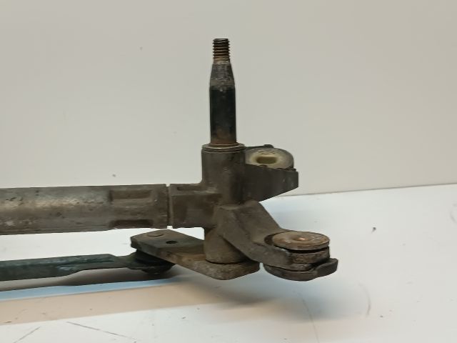 bontott TOYOTA AVENSIS T22 Első Ablaktörlő Szerkezet Motorral