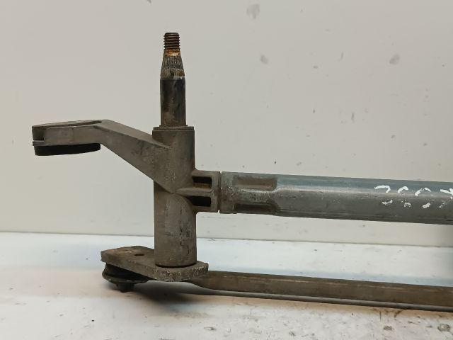 bontott TOYOTA AVENSIS T22 Első Ablaktörlő Szerkezet Motorral