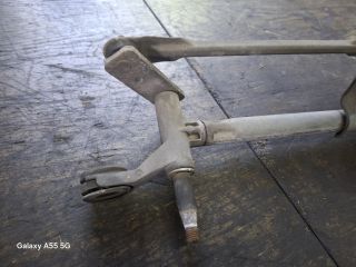 bontott TOYOTA AVENSIS T22 Első Ablaktörlő Szerkezet Motorral