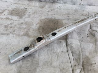 bontott TOYOTA AVENSIS T22 Első Lökhárító Merevítő (Fém)