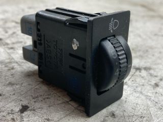 bontott TOYOTA AVENSIS T22 Fényszórómagasság Állító Kapcsoló