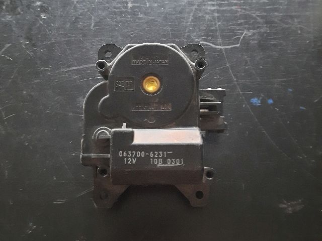 bontott TOYOTA AVENSIS T22 Fűtés Állító Motor