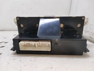 bontott TOYOTA AVENSIS T22 Fűtéskapcsoló (manuális klímás)