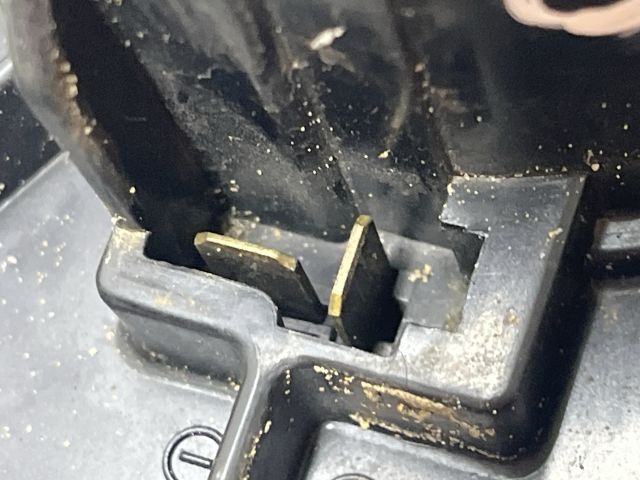 bontott TOYOTA AVENSIS T22 Fűtőmotor (Klímás)