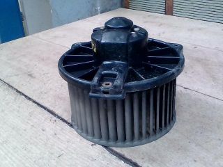 bontott TOYOTA AVENSIS T22 Fűtőmotor (Nem klímás)