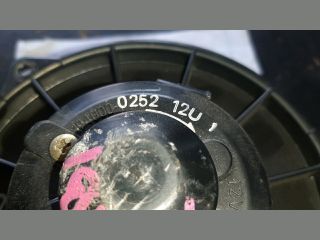 bontott TOYOTA AVENSIS T22 Fűtőmotor (Nem klímás)