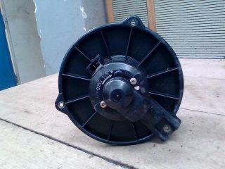 bontott TOYOTA AVENSIS T22 Fűtőmotor (Nem klímás)