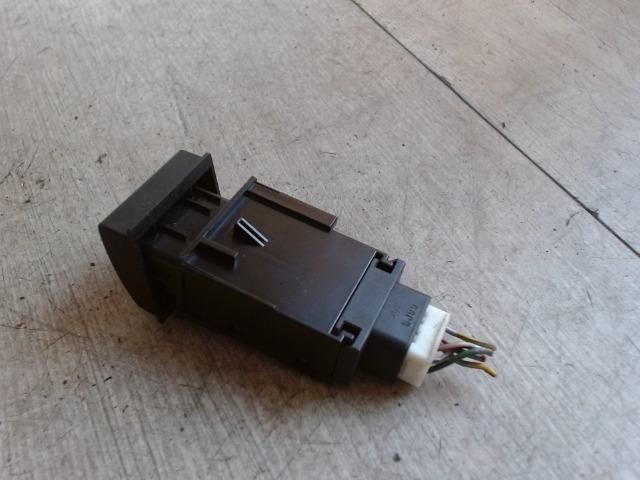 bontott TOYOTA AVENSIS T22 Hátsó Ablakmosó Kapcsoló