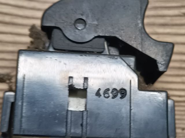 bontott TOYOTA AVENSIS T22 Jobb első Ablakemelő Kapcsoló