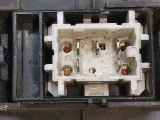 bontott TOYOTA AVENSIS T22 Jobb első Ablakemelő Kapcsoló