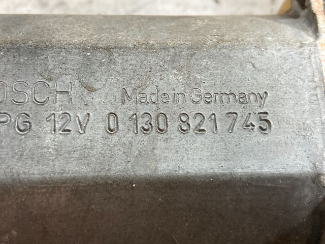 bontott TOYOTA AVENSIS T22 Jobb első Ablakemelő Motor