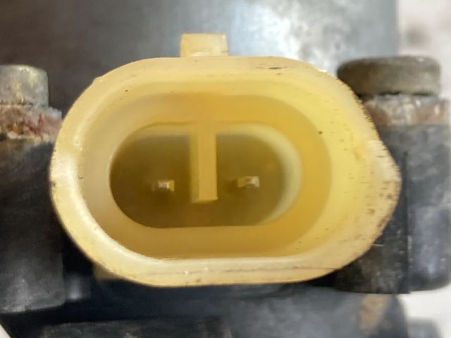 bontott TOYOTA AVENSIS T22 Jobb első Ablakemelő Motor