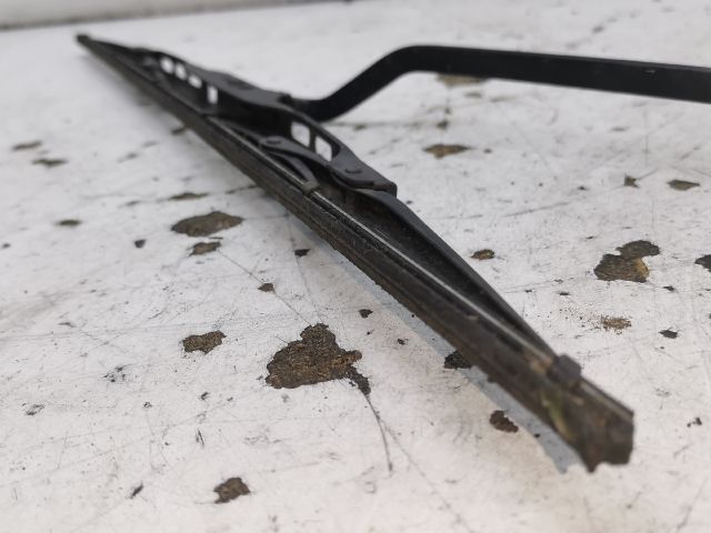 bontott TOYOTA AVENSIS T22 Jobb első Ablaktörlő Kar