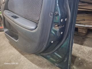 bontott TOYOTA AVENSIS T22 Jobb első Ajtó (Részeivel)