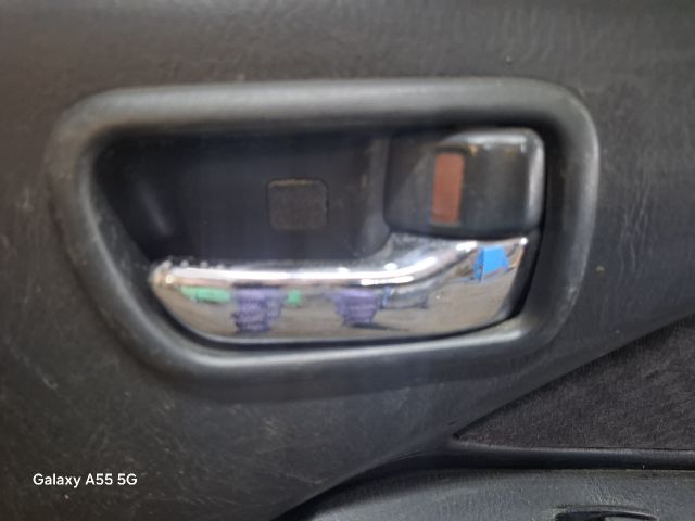 bontott TOYOTA AVENSIS T22 Jobb első Ajtó (Részeivel)