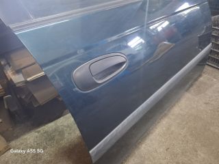 bontott TOYOTA AVENSIS T22 Jobb első Ajtó (Részeivel)