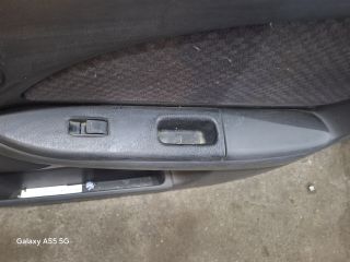 bontott TOYOTA AVENSIS T22 Jobb első Ajtó (Részeivel)