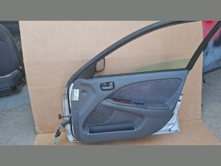 bontott TOYOTA AVENSIS T22 Jobb első Ajtó (Üres lemez)