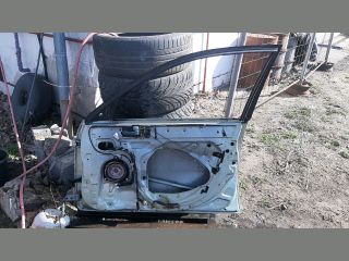 bontott TOYOTA AVENSIS T22 Jobb első Ajtó (Üres lemez)