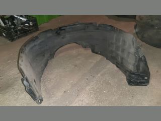 bontott TOYOTA AVENSIS T22 Jobb első Első Dobbetét (Kerékjárati, Műanyag)