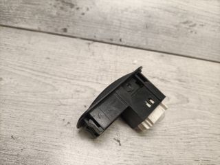 bontott TOYOTA AVENSIS T22 Jobb hátsó Ablakemelő Kapcsoló