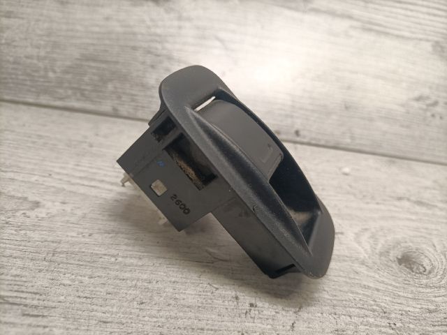 bontott TOYOTA AVENSIS T22 Jobb hátsó Ablakemelő Kapcsoló