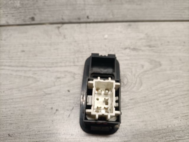 bontott TOYOTA AVENSIS T22 Jobb hátsó Ablakemelő Kapcsoló