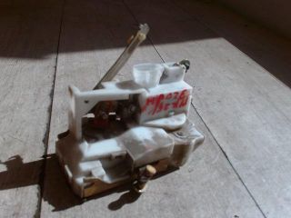 bontott TOYOTA AVENSIS T22 Jobb hátsó Ajtózár