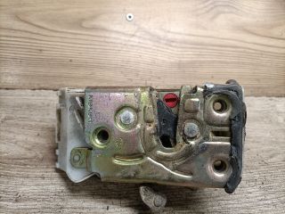 bontott TOYOTA AVENSIS T22 Jobb hátsó Ajtózár