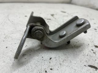 bontott TOYOTA AVENSIS T22 Jobb hátsó Alsó Zsanér