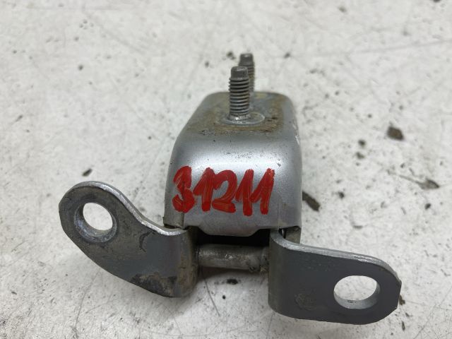 bontott TOYOTA AVENSIS T22 Jobb hátsó Alsó Zsanér