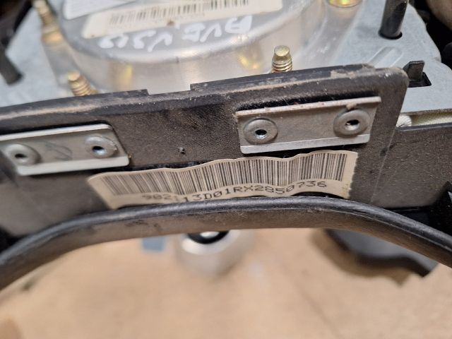 bontott TOYOTA AVENSIS T22 Kormánylégzsák